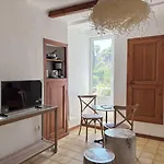 Le Clos Etoile, Centre-ville Historique Апартаменты Йер